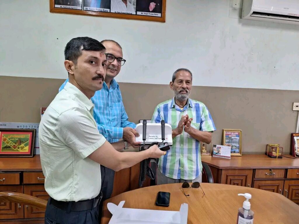 प्राईम कमर्सियल बैंकद्धारा आँखा अस्पताललाई  आर्थिक सहयोग