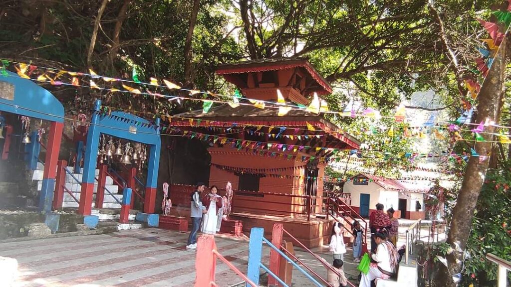 चिच्याएर वर माग्ने गुल्मी मुसिकोटको मालिका मन्दिरमा पुर्णिामा मेला शुरु, यसवर्ष महाजोग